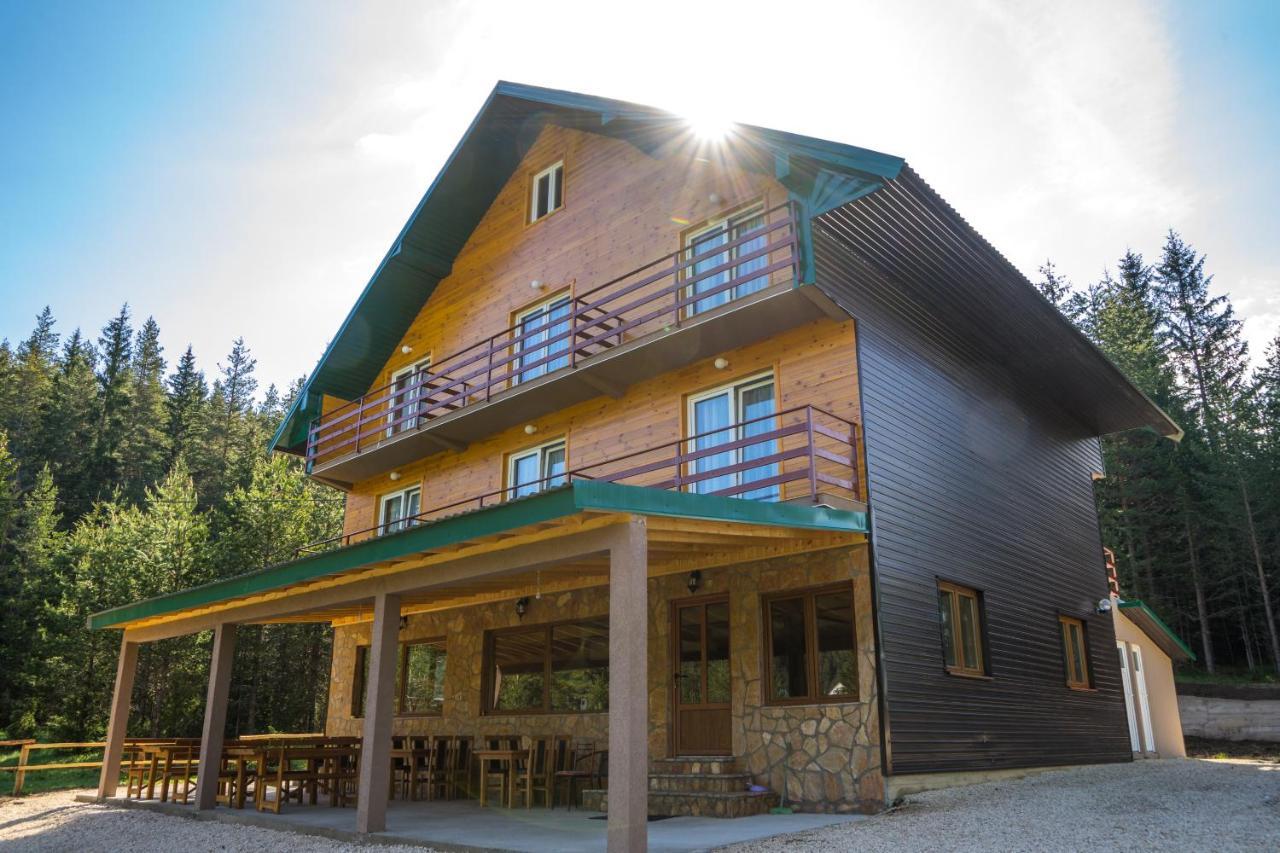 Apartmani Jezero Žabljak 外观 照片