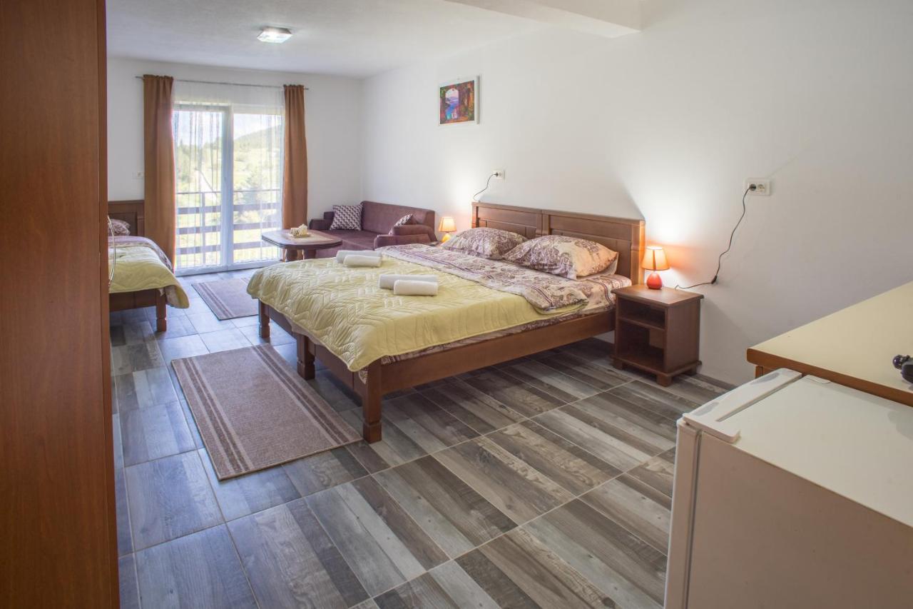 Apartmani Jezero Žabljak 外观 照片