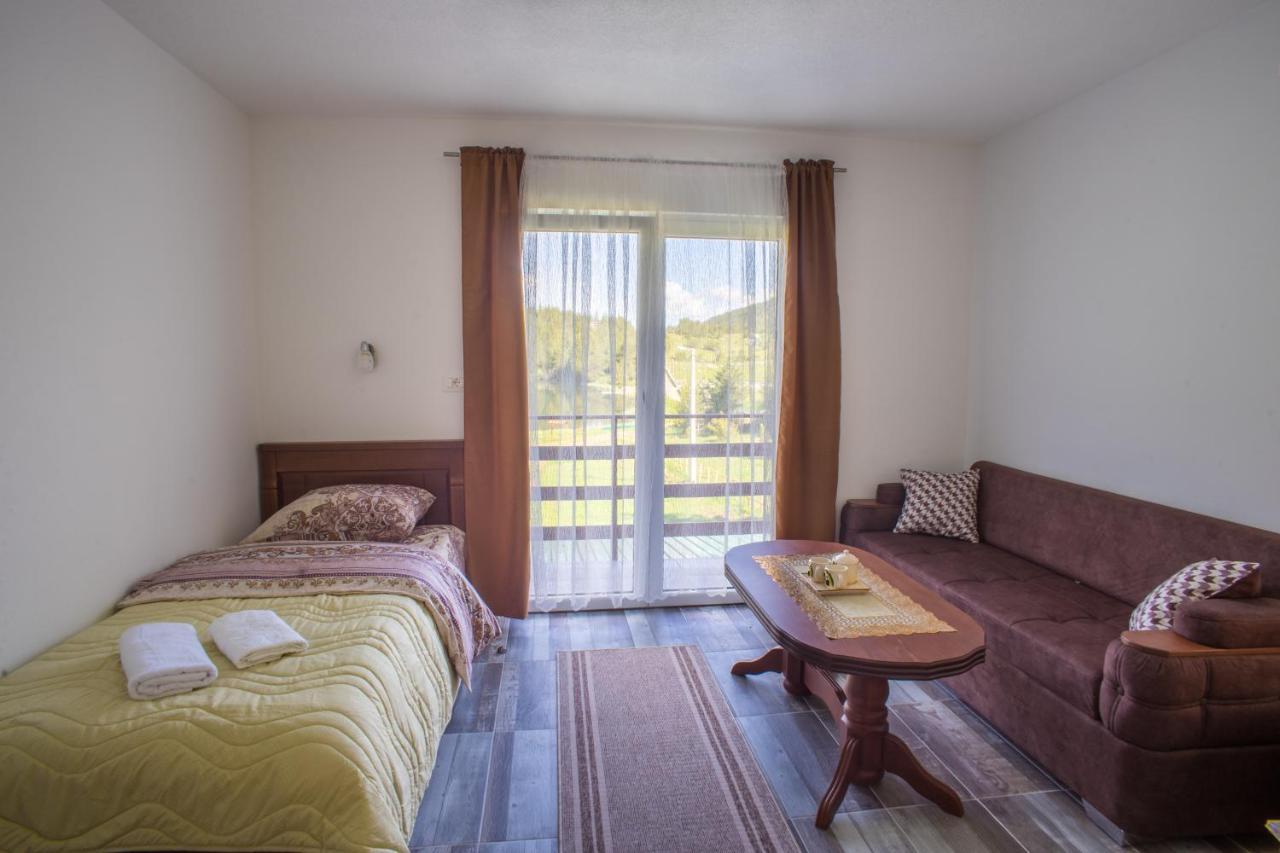 Apartmani Jezero Žabljak 外观 照片