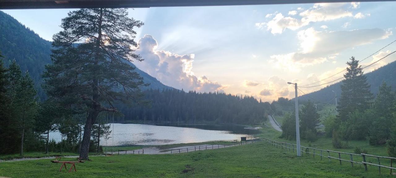Apartmani Jezero Žabljak 外观 照片